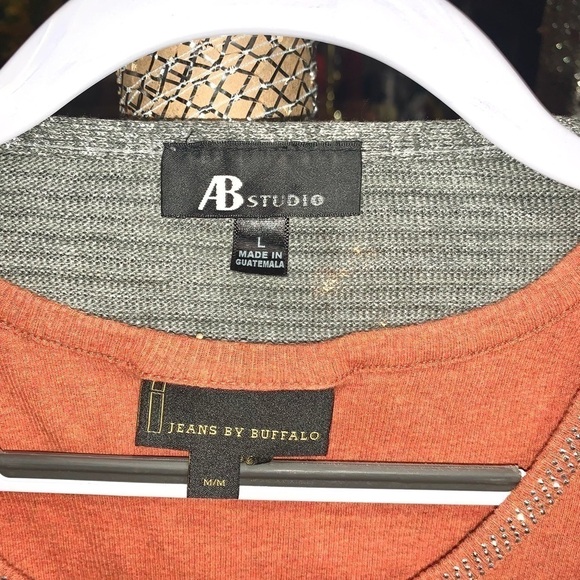AB Studio shimmery Cardigan and Buffalo orange tank top with bling outline M/L - Picture 5 of 11